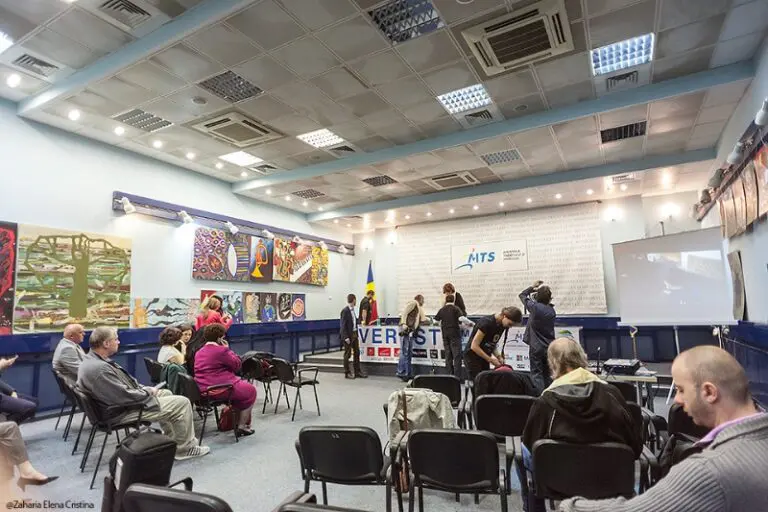Comunicat de presă – Proiectul Everest România se va desfășura în primăvara anului 2014 Comunicat de presă – Proiectul Everest România se va desfășura în primăvara anului 2014