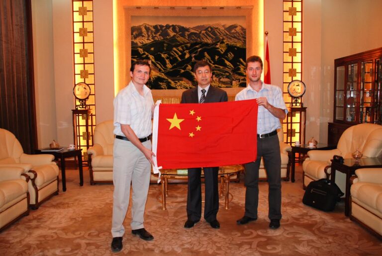 Sustinere din partea Ambasadei Chinei pentru Expeditia Cho Oyu 2011