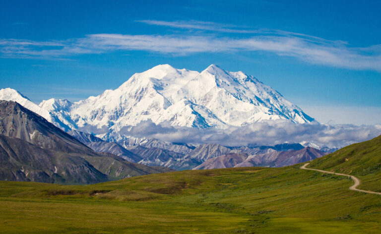 Expediţie românească pe McKinley, cel mai înalt vârf din America de Nord