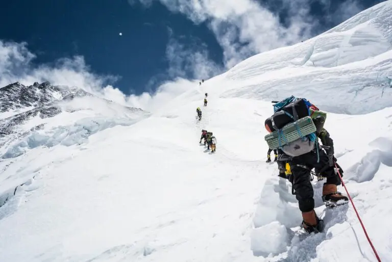 The Adventure of believing in others – Encourage and Lead